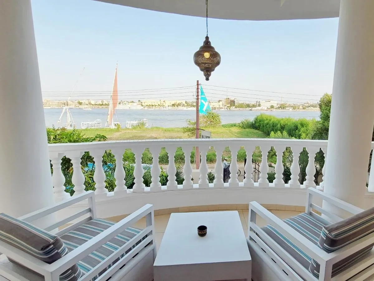 In Luxor Nile Apartments