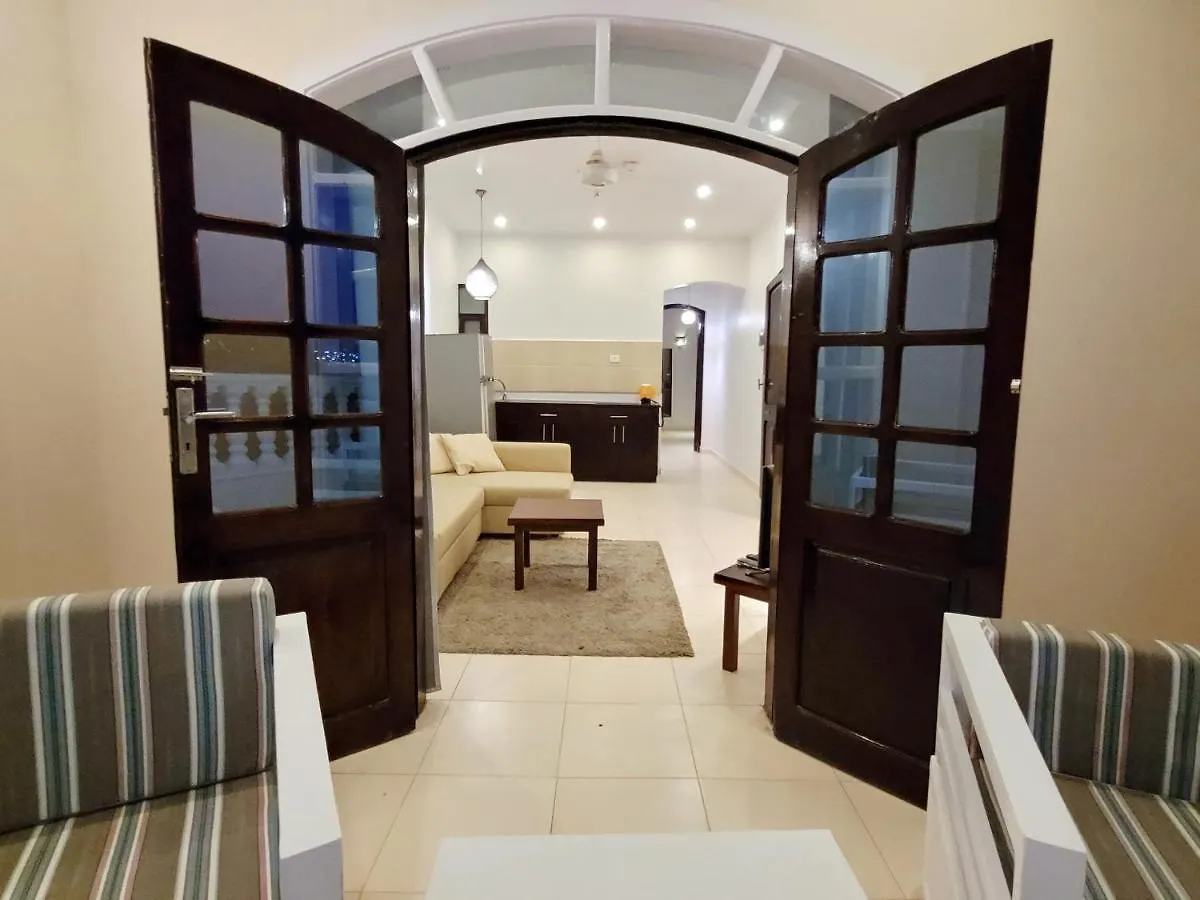 In Luxor Nile Apartments 0*,