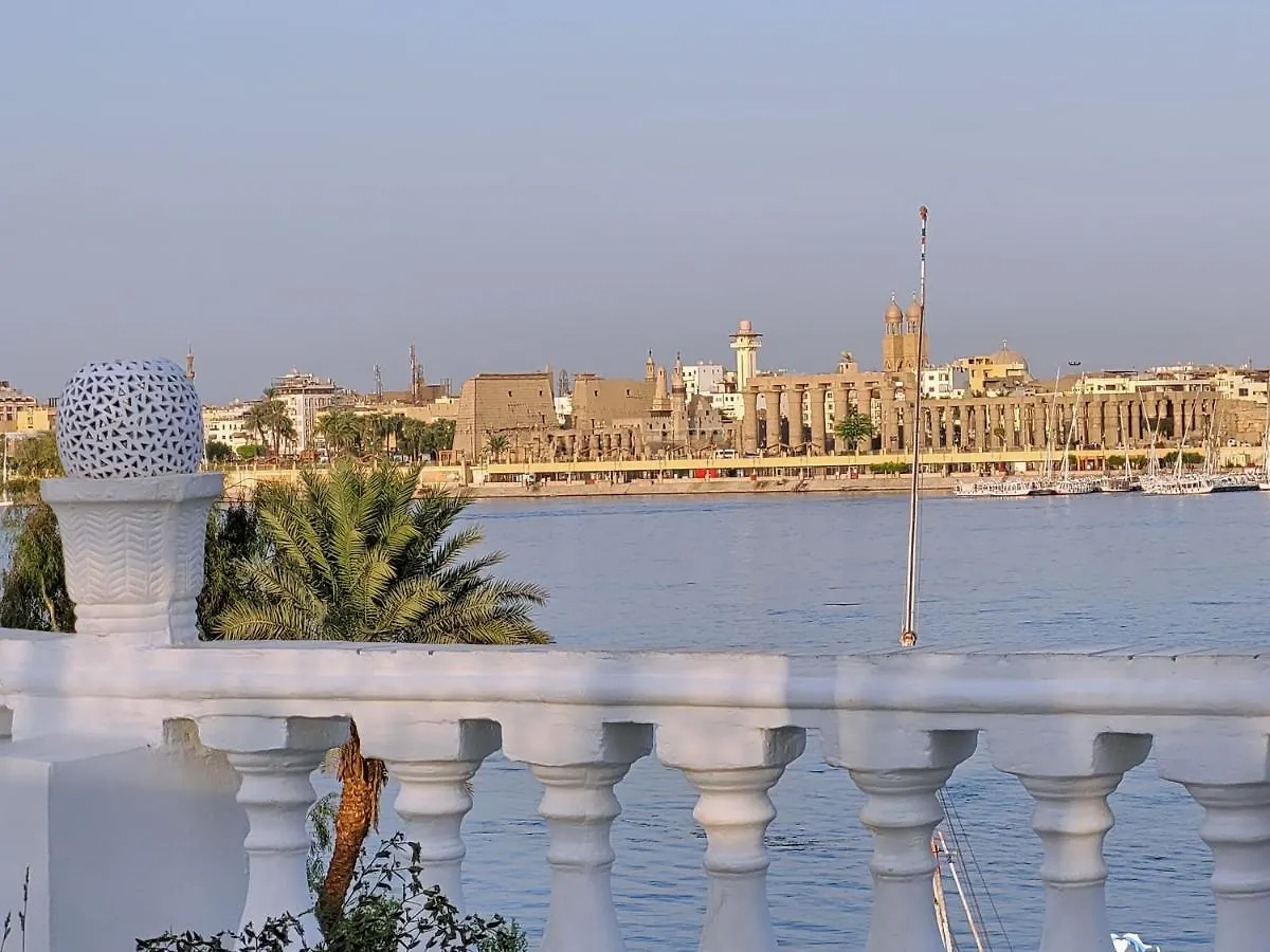 In Luxor Nile Apartments 0*,  Egitto
