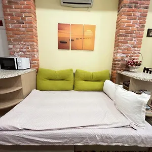  Appartamento Barcelona Colorful W Backyard Bulgaria