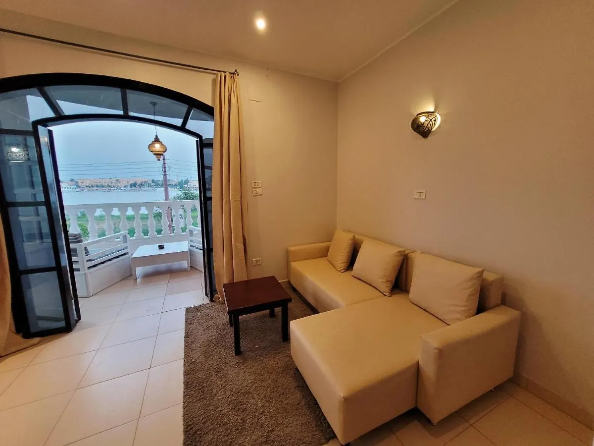 In Luxor Nile Apartments