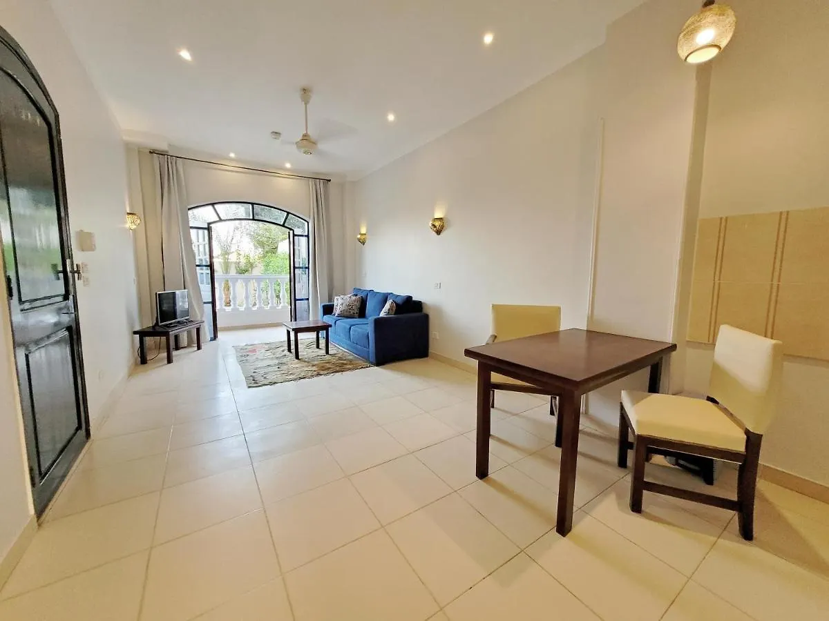 In Luxor Nile Apartments