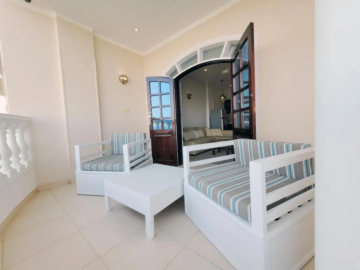 In Luxor Nile Apartments