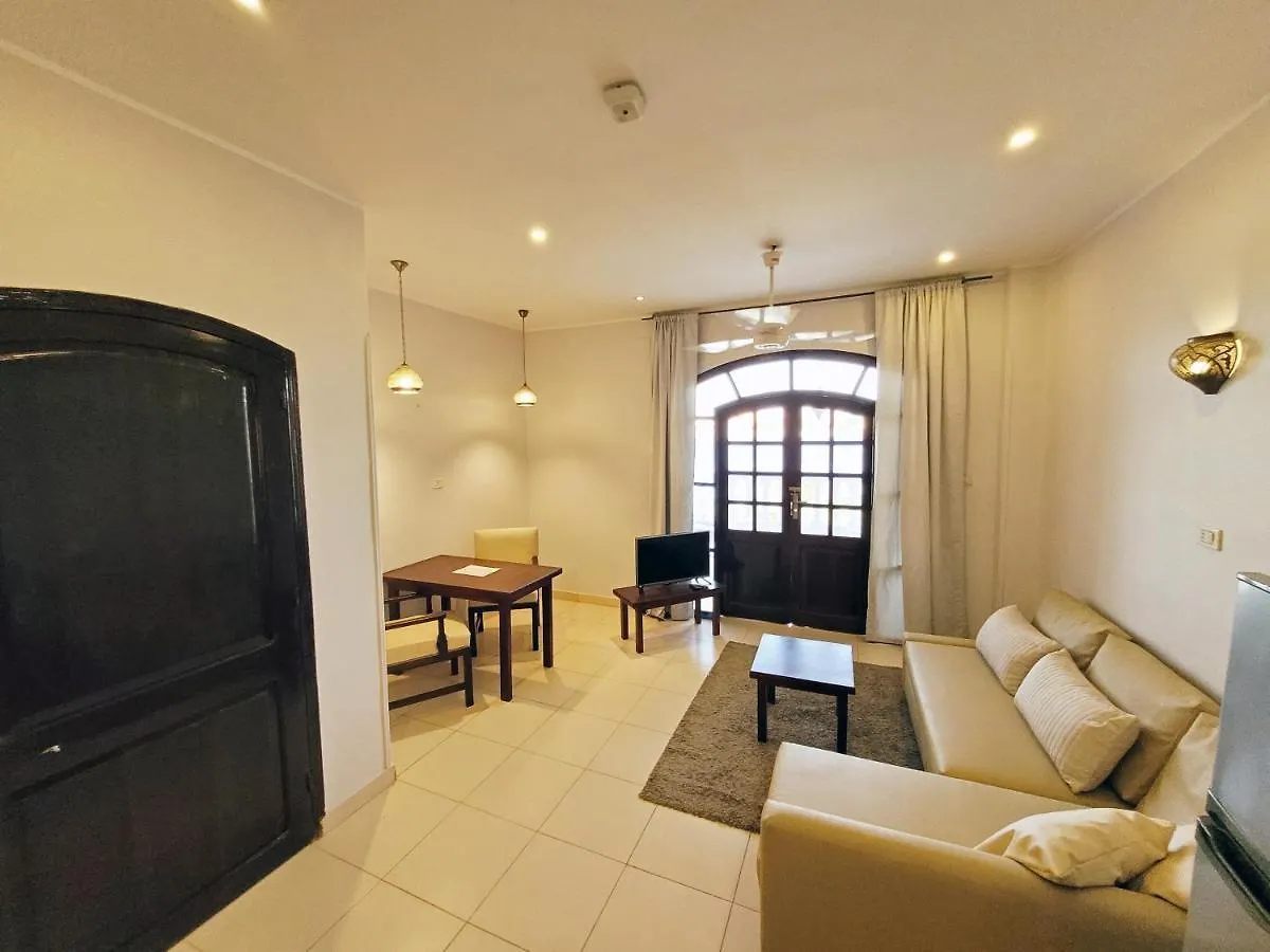 In Luxor Nile Apartments