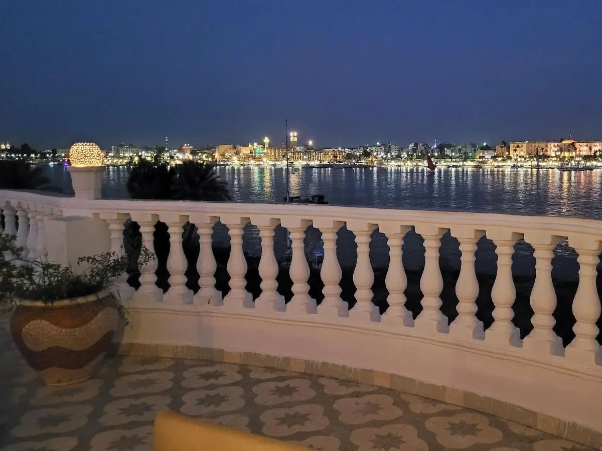 In Luxor Nile Apartments