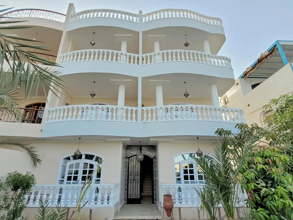 In Luxor Nile Apartments