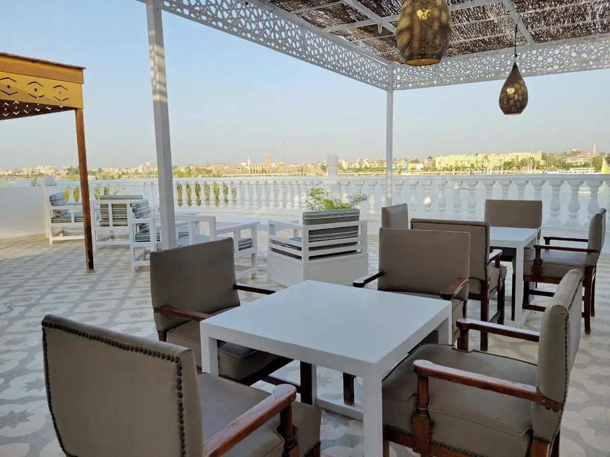 In Luxor Nile Apartments